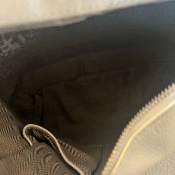 WHITE LEATHER SATCHEL… NEW WITH TAGS - Picture 13 of 14